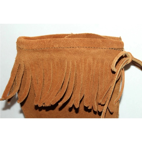 Minnetonka #1422 Chestnut Suede Lace-Up Fringe moccasin Boots - Picture 4 of 9